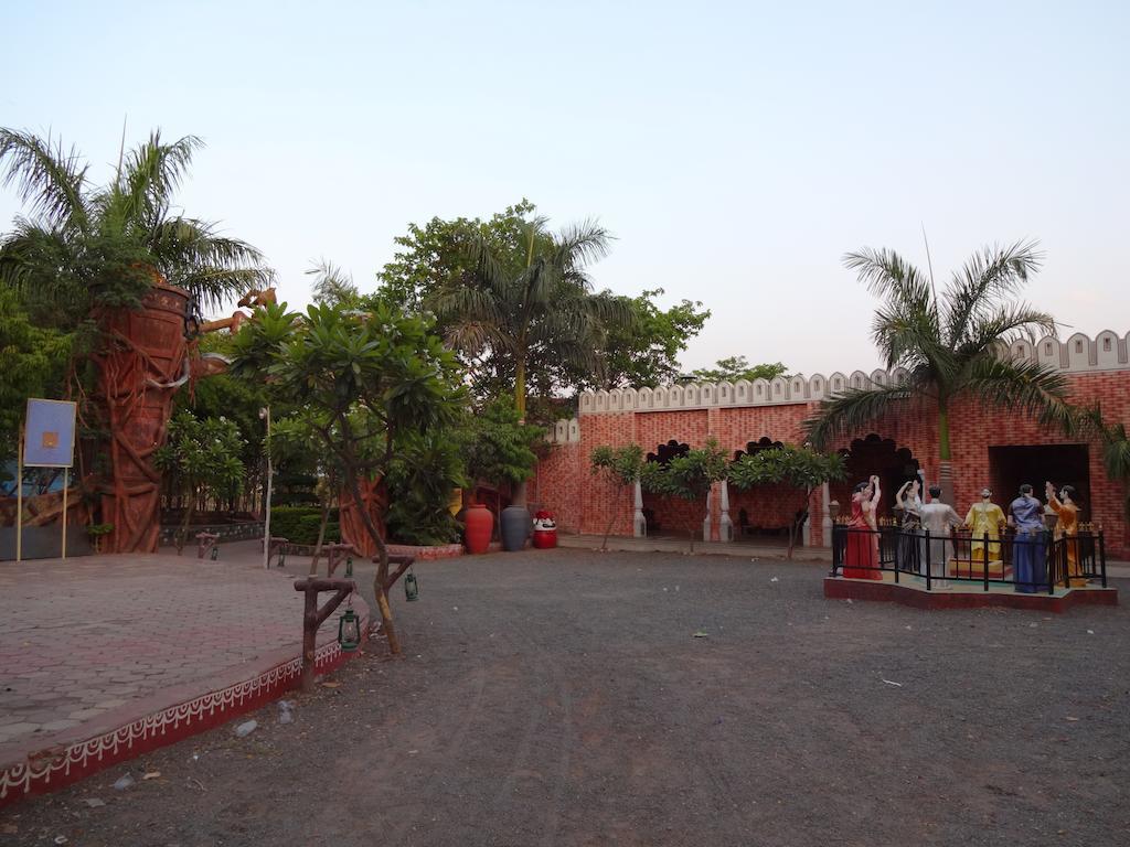 Chokhi Dhani Indore Exterior photo