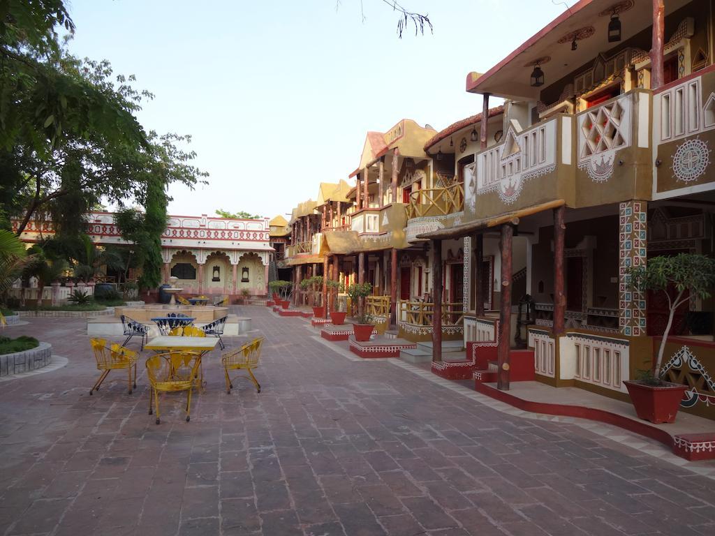 Chokhi Dhani Indore Exterior photo