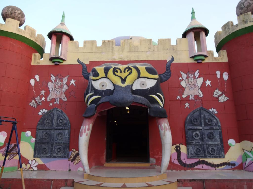 Chokhi Dhani Indore Exterior photo